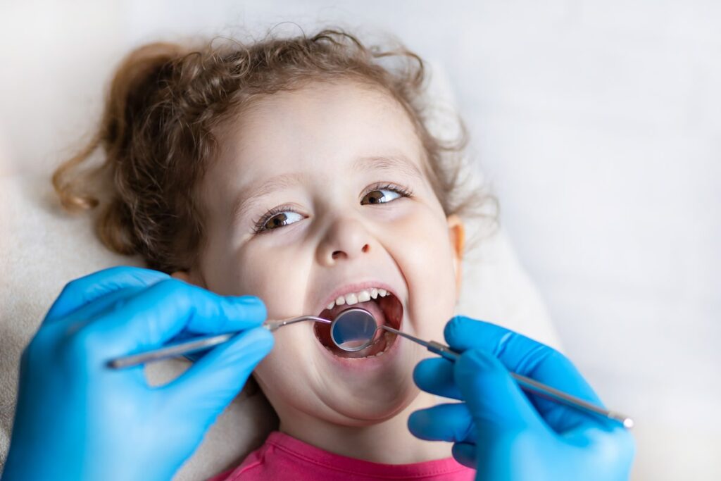 children-dental-exam-min
